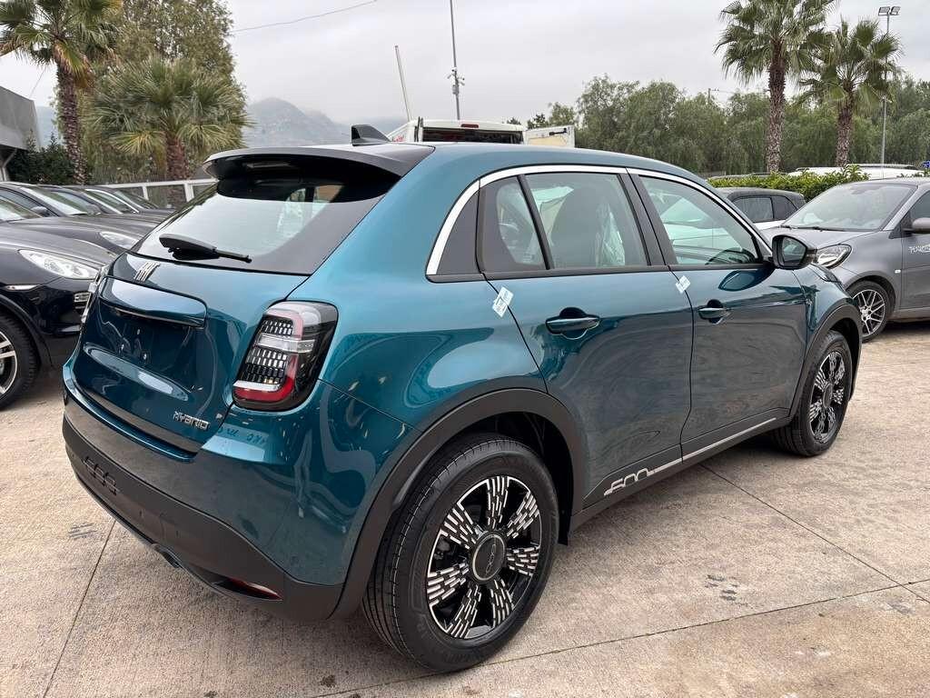 Fiat 600 Hybrid 110 CV DCT MHEV Icon 2025 KM 0 IVA ESPOSTA Tua a soli 209 Euro al mese