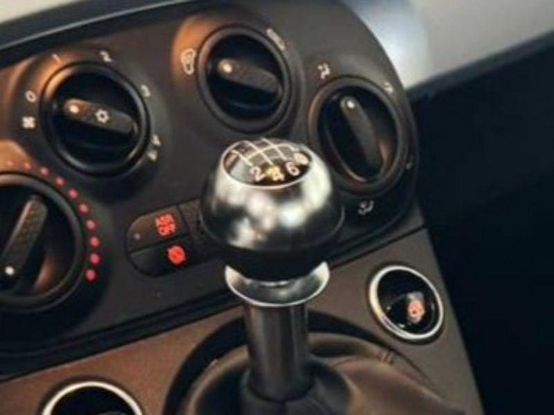 FIAT 500 (2015--->) 1.0 Hybrid Connect