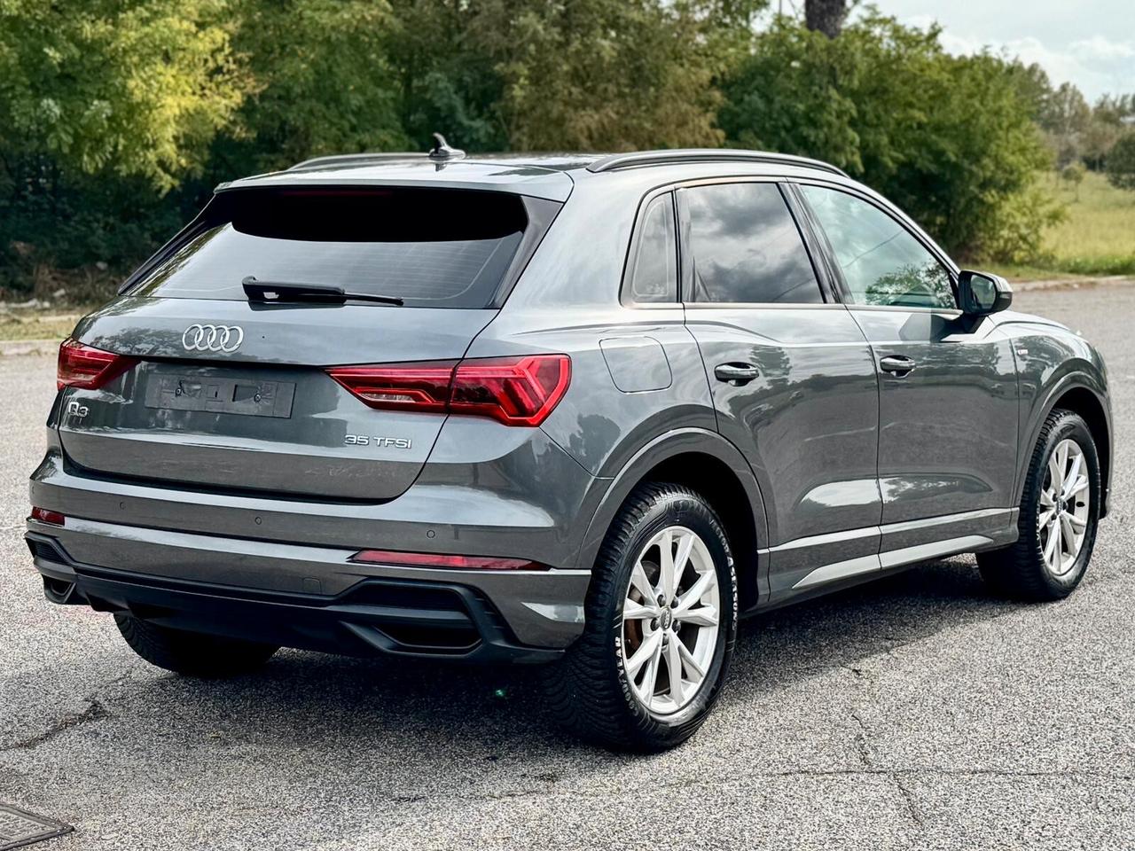 Audi Q3 35 TFSI 150cv S-line Matrix