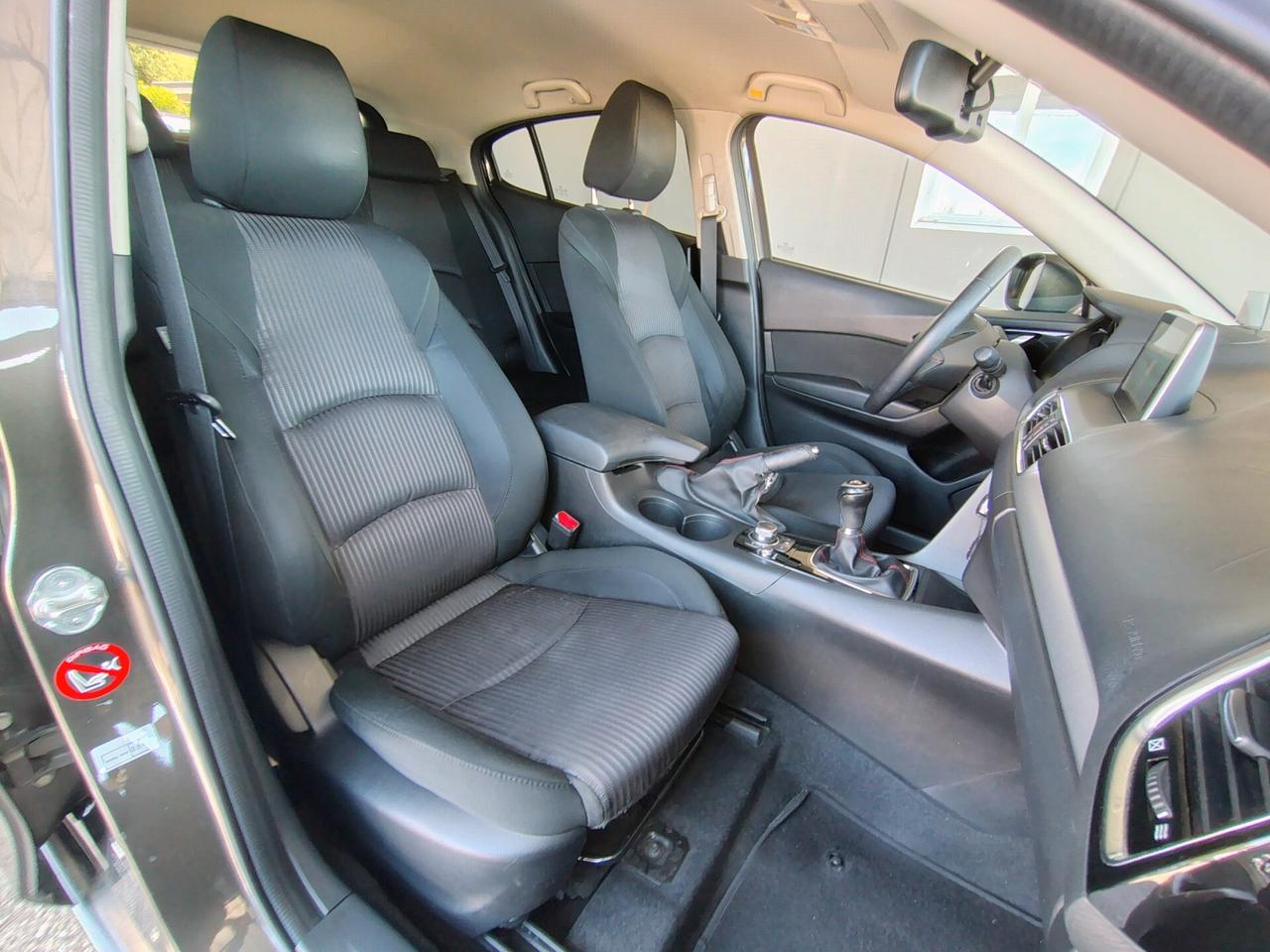 Mazda 3 Mazda3 2.2 Skyactiv-D Exceed