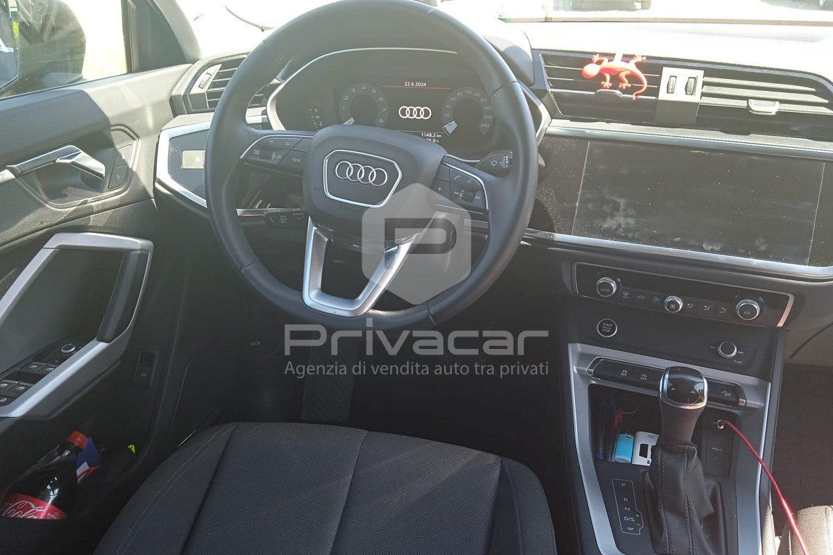 AUDI Q3 40 TFSI quattro S tronic S line edition