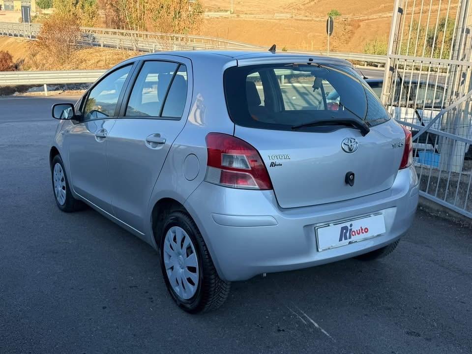 Toyota Yaris 1.0 5 porte Sol