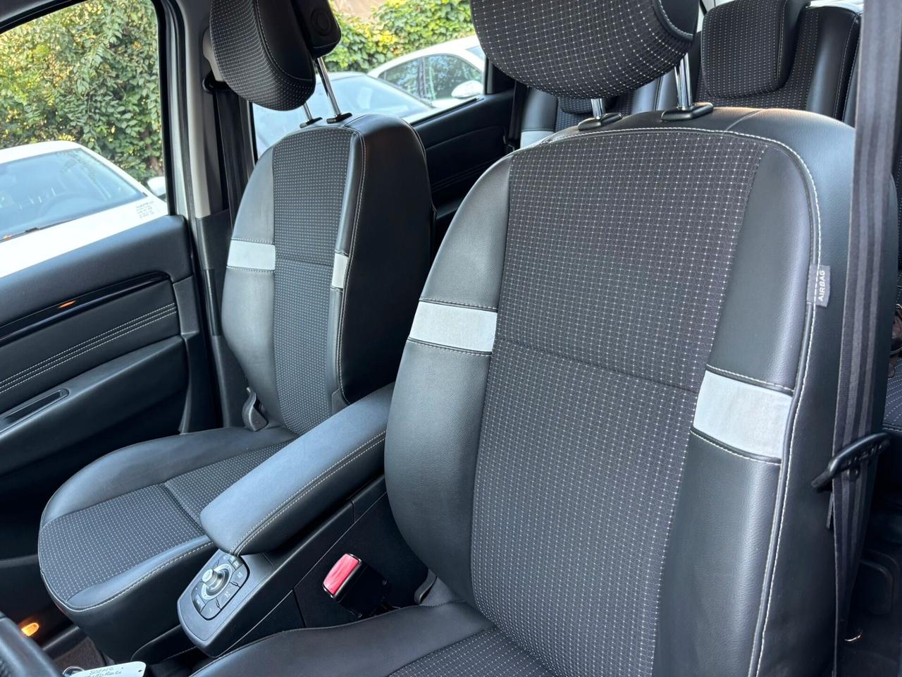 Renault Scenic X-Mod 1.5 dCi 110CV Luxe