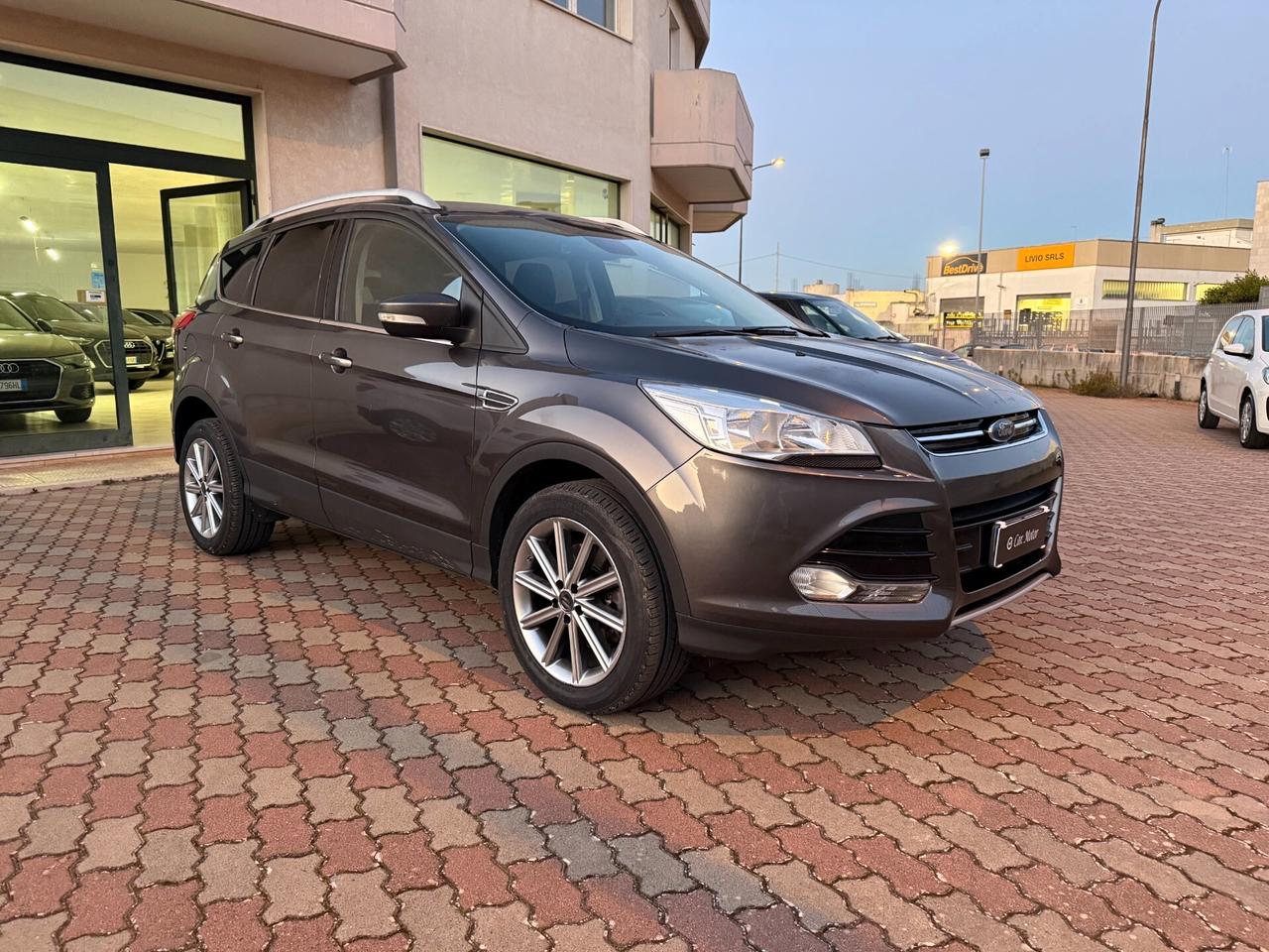 Ford Kuga 2.0 TDCI 120 CV S&S 2WD Titanium Navi Pelle