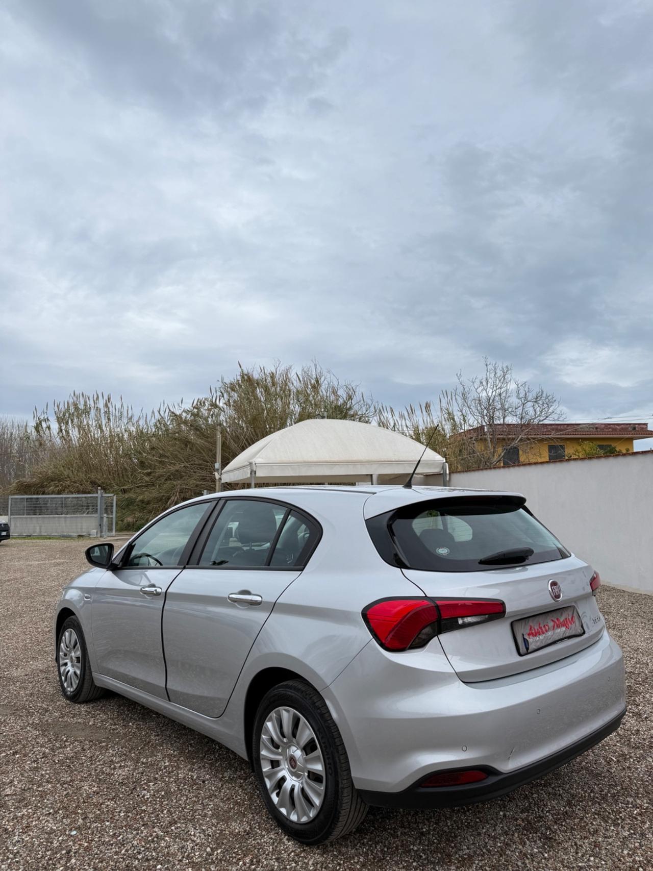 Fiat Tipo 1.6 Mjt S&S 5 porte Easy