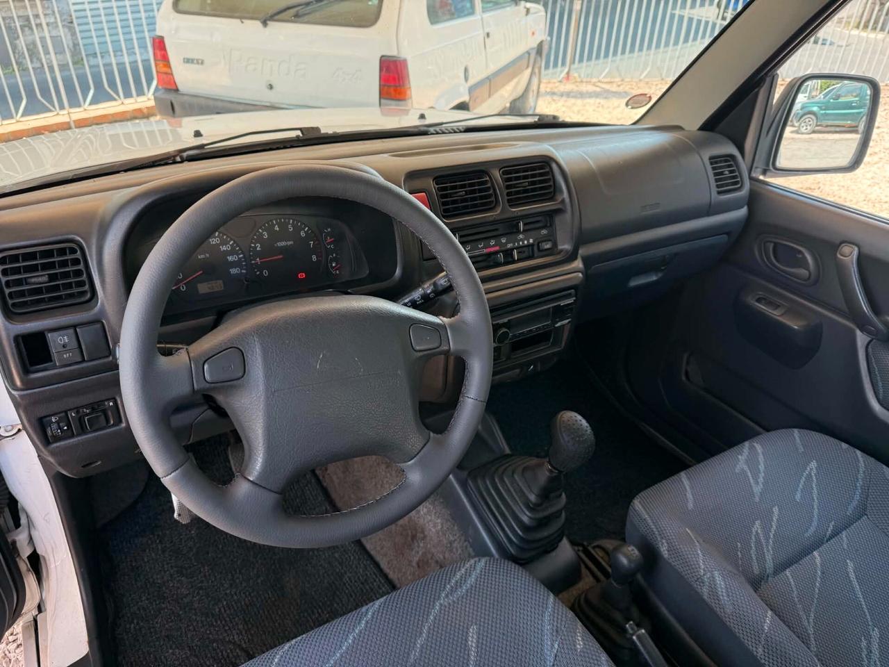 Suzuki Jimny 1.3i 16V cat 4WD JLX