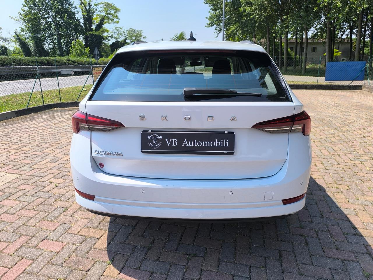Skoda Octavia 2.0 TDI EVO SCR Wagon Executive