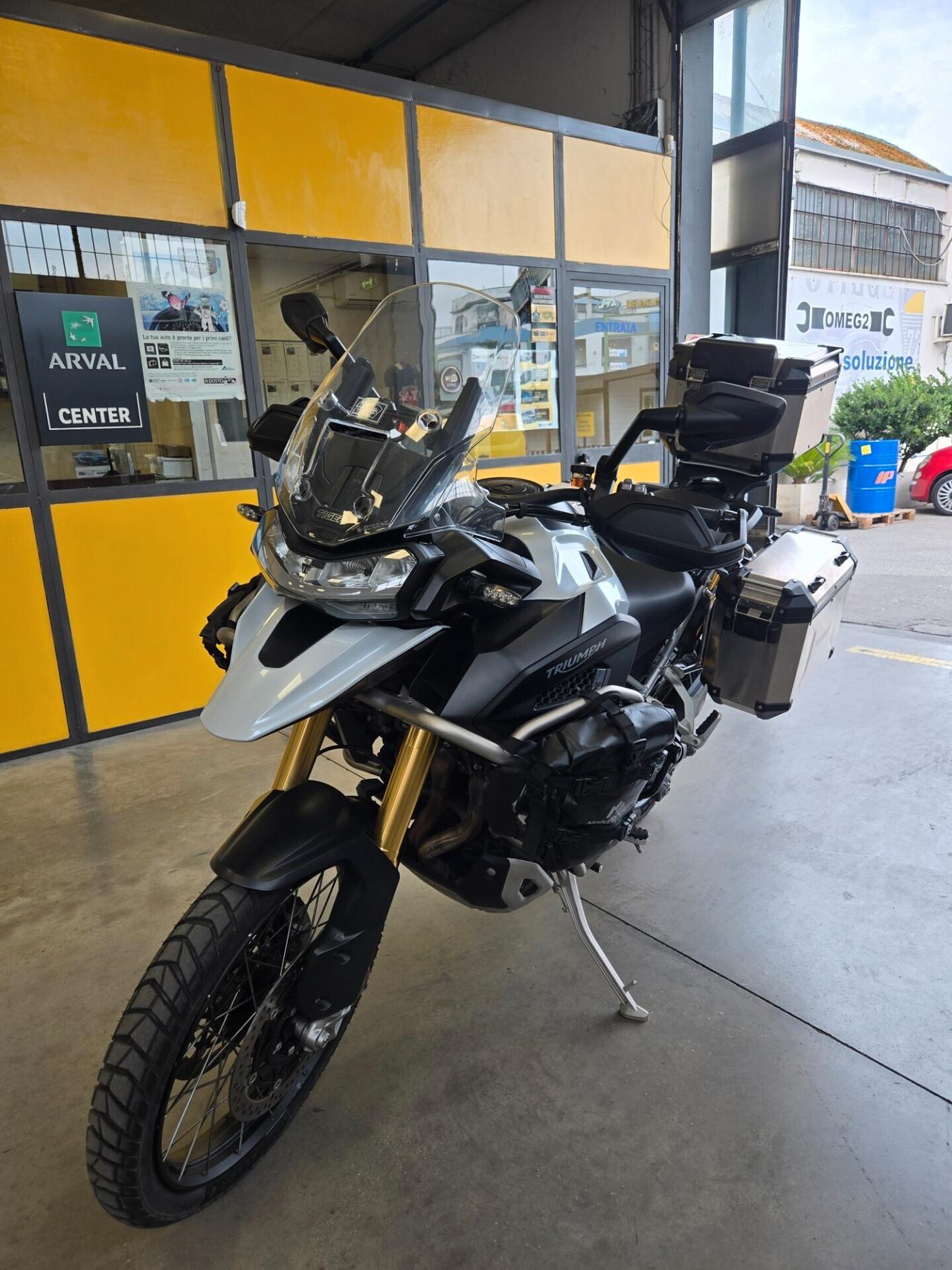 Triumph Tiger 1200 Explorer Rally FULL OPTIONAL