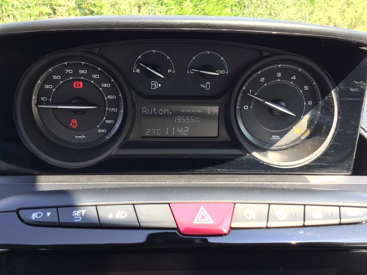 Lancia Ypsilon 1.0 FireFly 5p Hybrid Platino