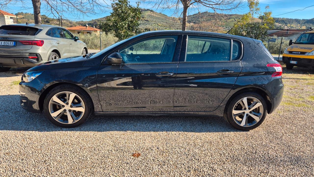 Peugeot 308 BlueHDi 120 S&S EAT6 Allure