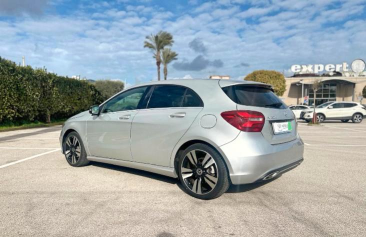 Mercedes A 180 D Premium 7G-DCT my16