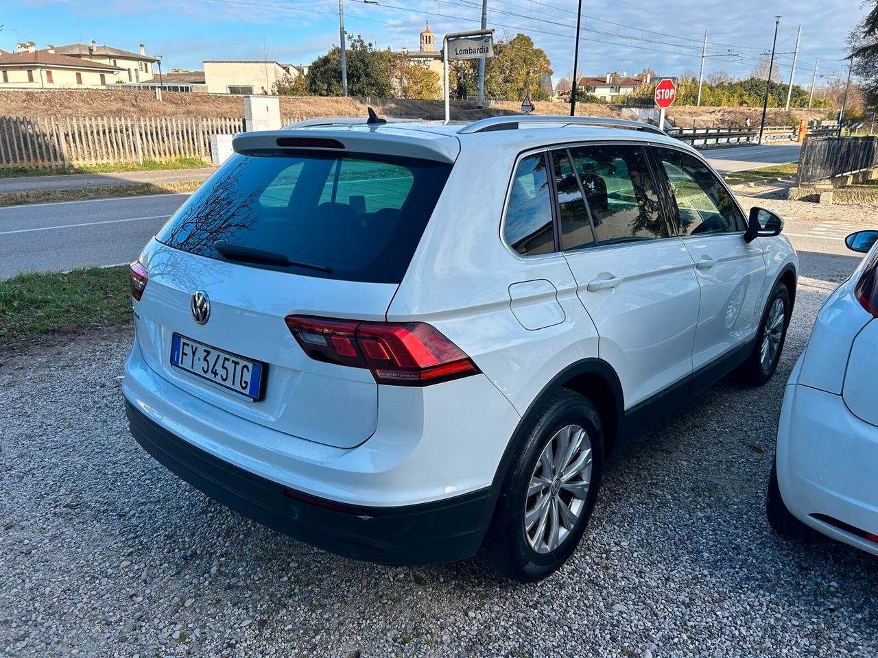Volkswagen Tiguan 1.6 TDI SCR Sport BlueMotion Technology