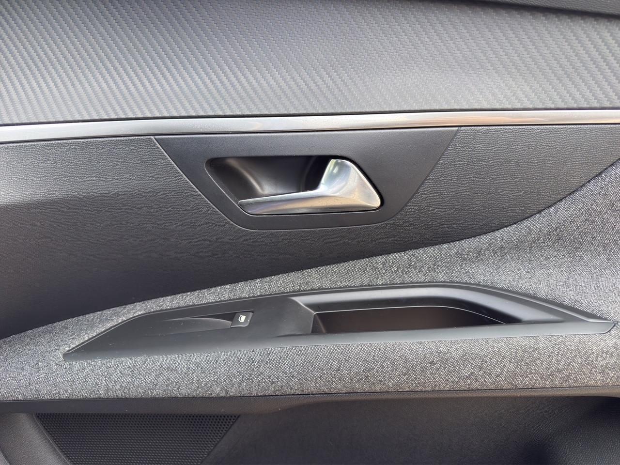 Peugeot 3008 BlueHDi 130 S&S Allure