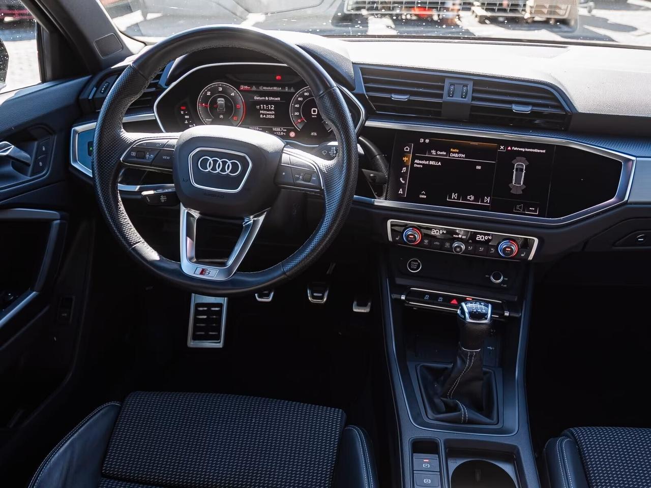 Audi Q3 35 TDI S line edition 150cv