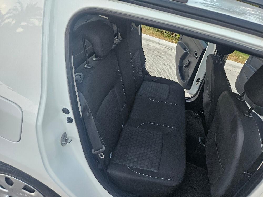 Dacia Sandero 0.9 TCe 12V T-GPL"Economica con NAVIG"