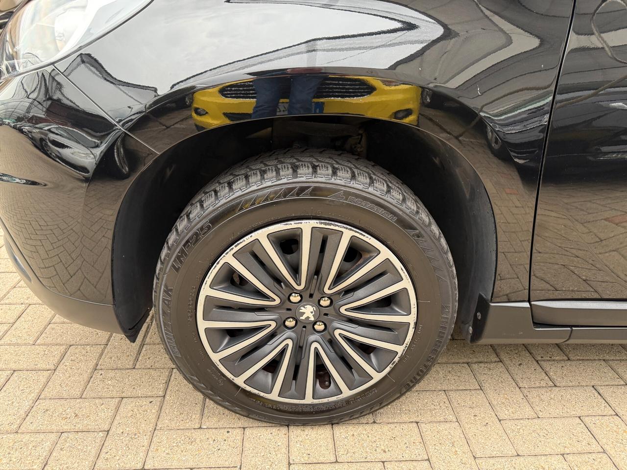 Peugeot 2008 PureTech 82 S&S Allure
