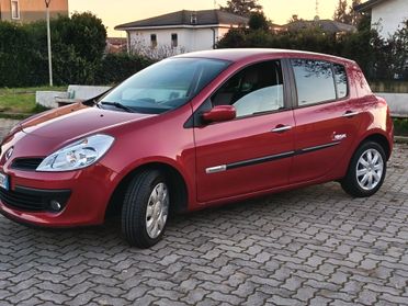 Renault Clio 1.2 16V 5 porte Le Iene