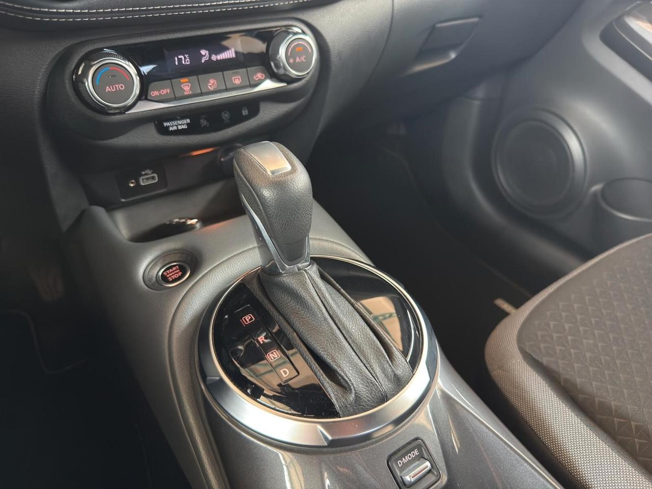 Nissan Juke 1.0 DIG-T 117 CV DCT N-Connecta