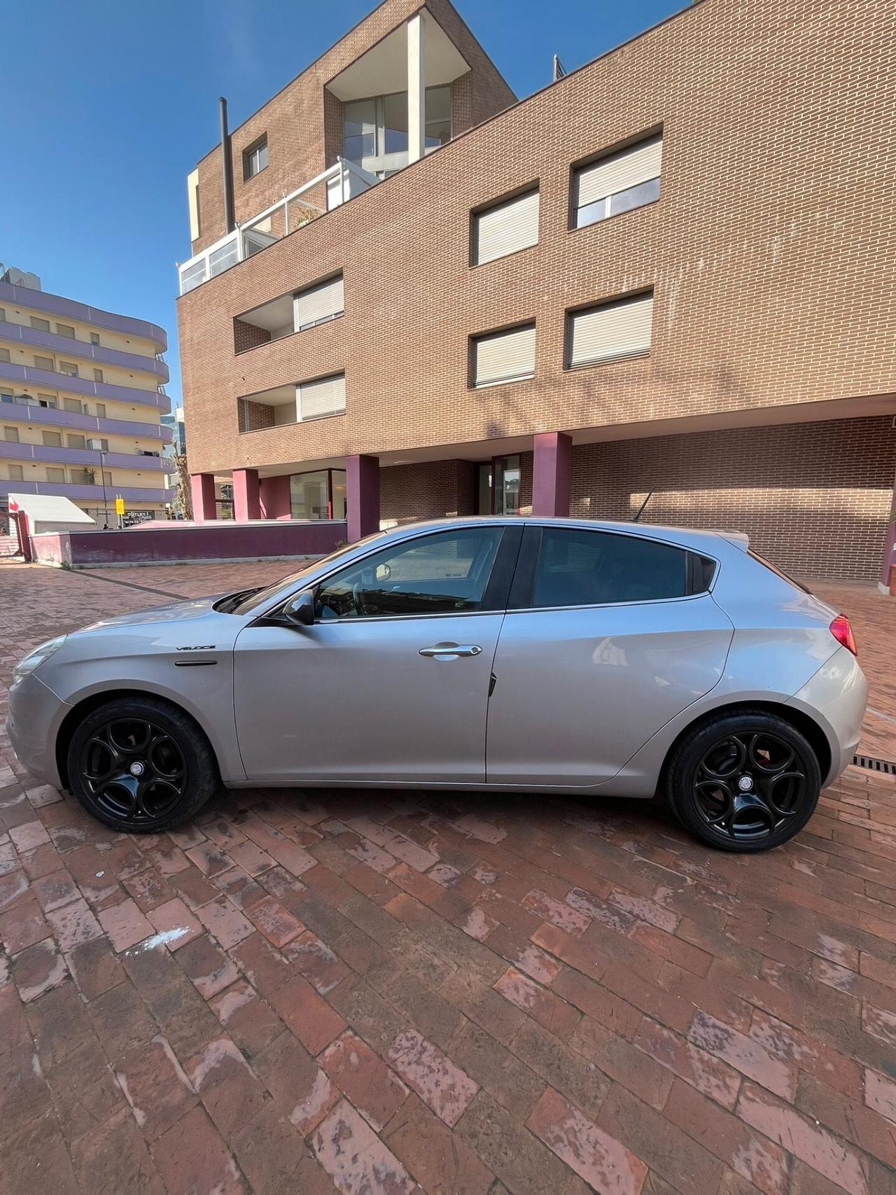 Alfa Romeo Giulietta 1.6 JTDm-2 105 CV Sprint
