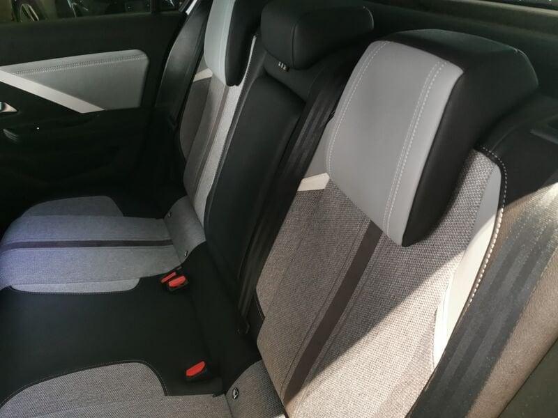 Opel Astra 1.5 Turbo 130cv Business Elegance AT8