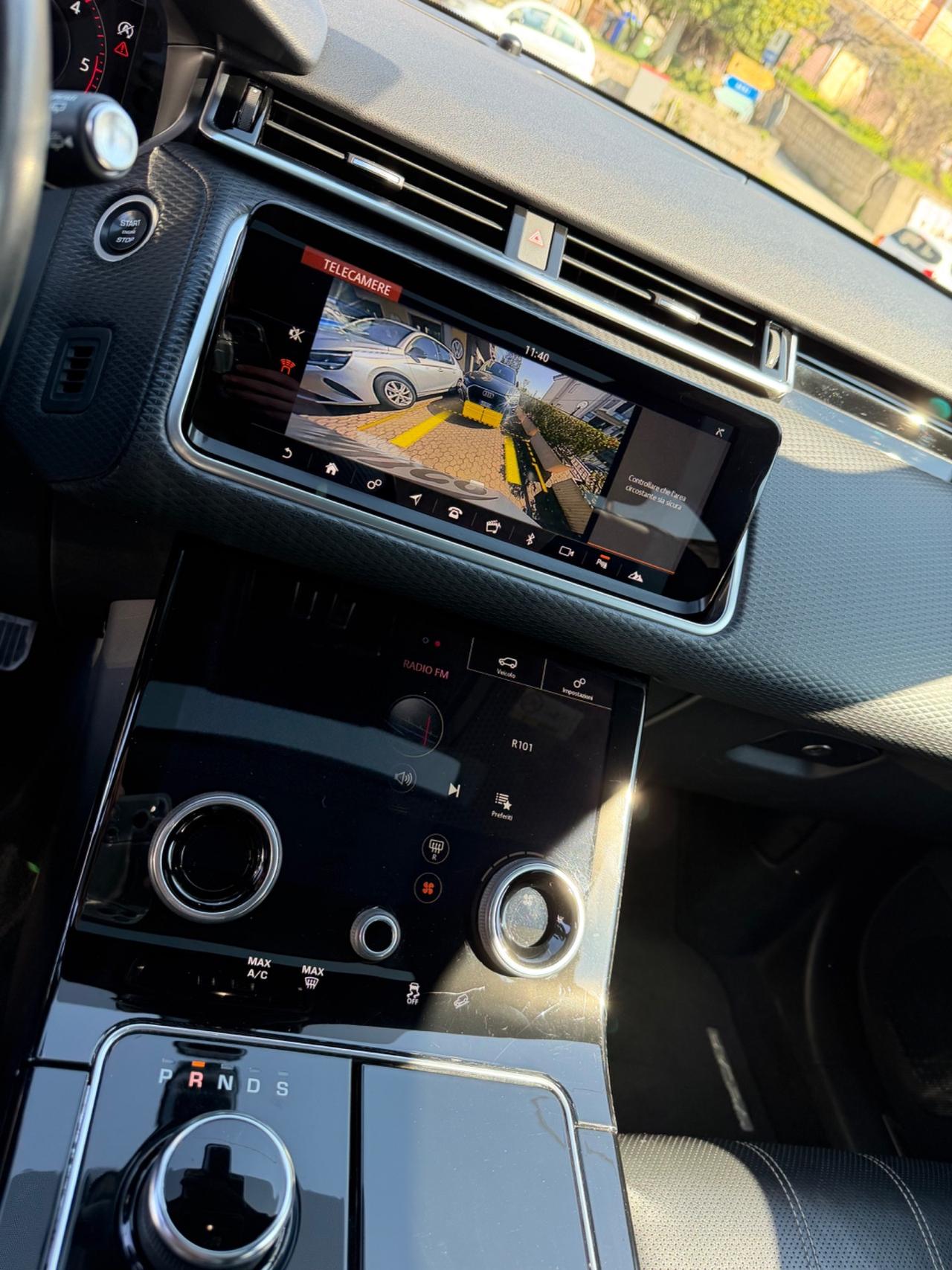 Land Rover Range Velar 2.0D I4 240 CV R-Dynamic S