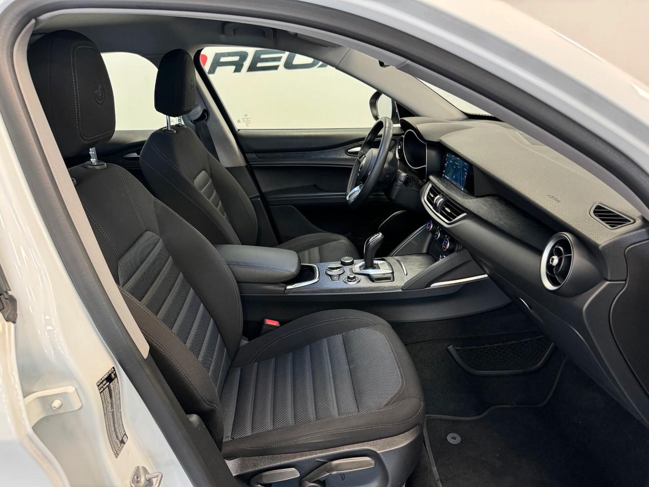 Alfa Romeo Stelvio 2.2 Turbodiesel 160 CV AT8 RWD ALLESTIMENTO QV 20"