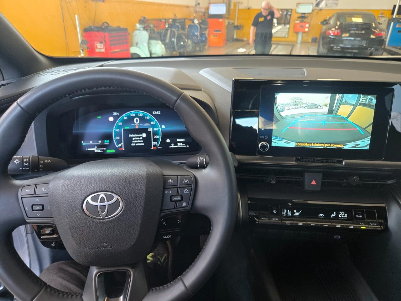 Toyota C-HR 1.8 HV Active SENZA VINCOLI