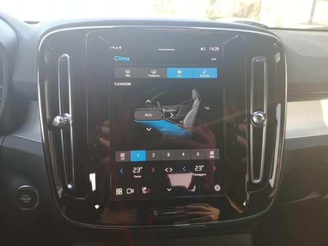 Volvo XC40 XC40 2023 2.0 b3 Core auto