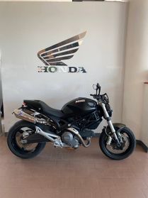 Ducati Monster 696
