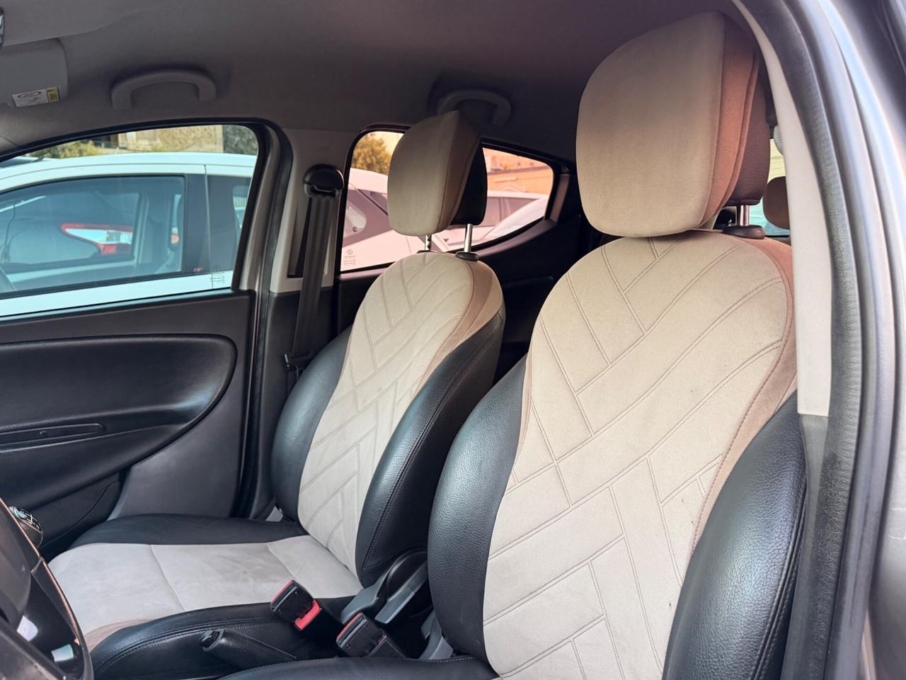 Lancia Ypsilon 1.3 MJT 95Cv PLATINUM IPER FULL