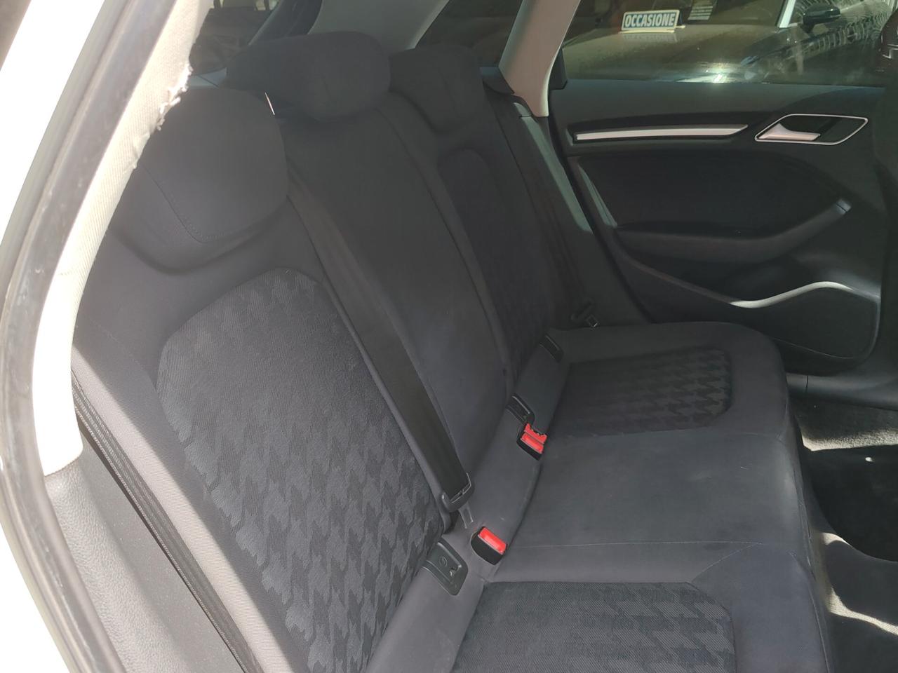 Audi A3 SPB 1.6 TDI 105 CV CR Attraction