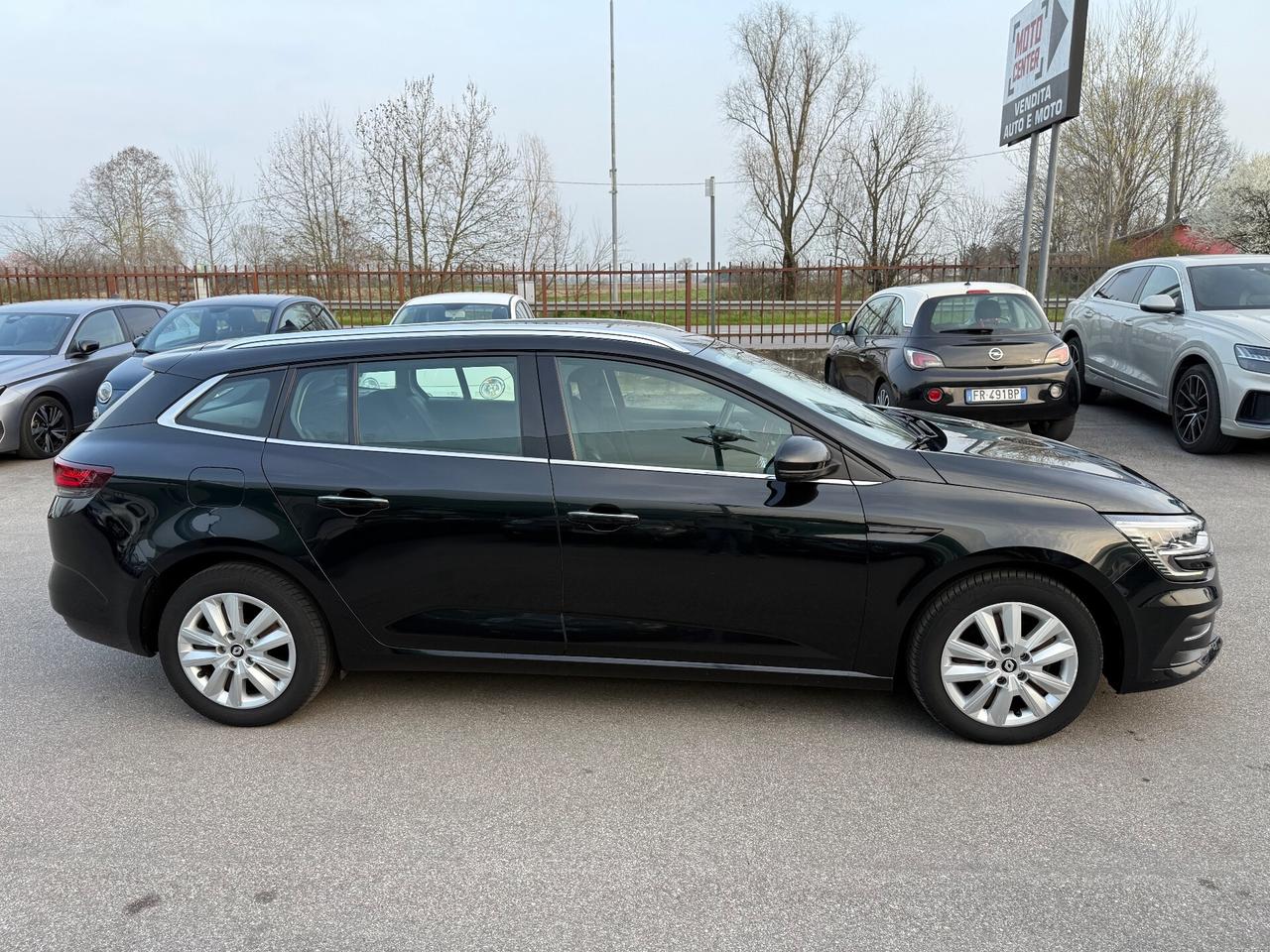 Renault Megane Sw My22 Automatica 1.5 115 CV Garanzia Full