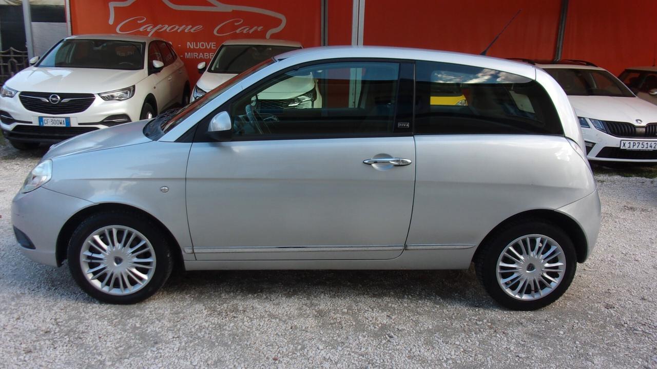Lancia Ypsilon 1.2 New Oro