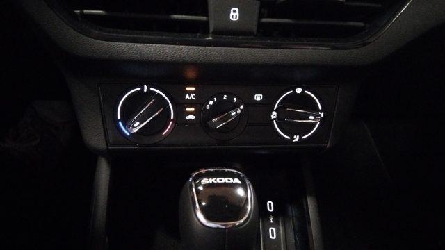 SKODA Kamiq 1.0 TSI 110 CV DSG Ambition