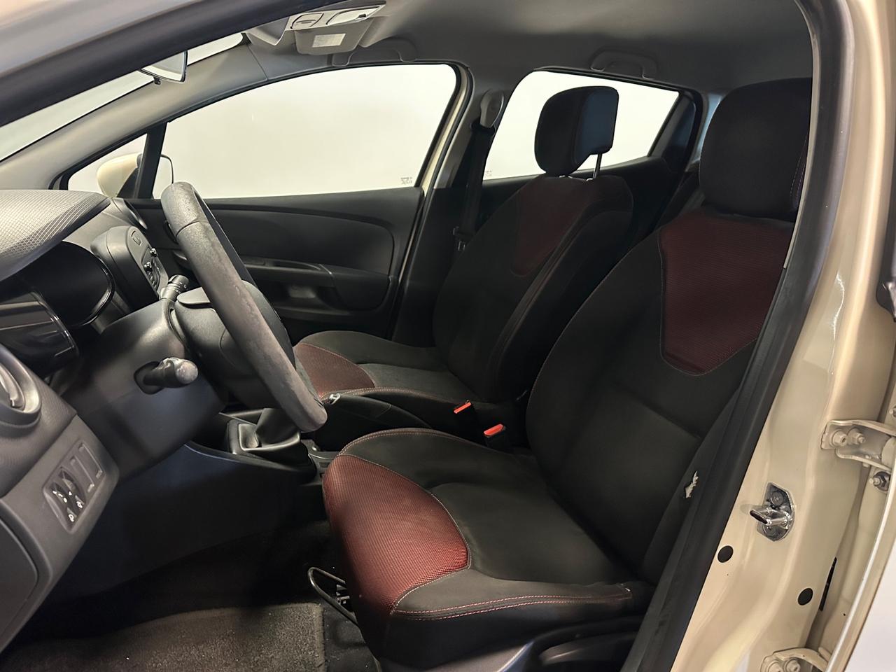 RENAULT CLIO 1.5 DCI NEOPATENTATI 74CV P.CONSEGNA