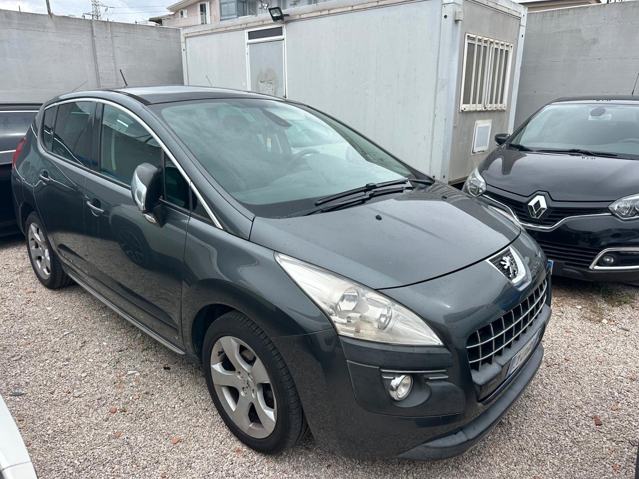 Peugeot 3008 1.6 HDi 110CV Allure tetto panoramico