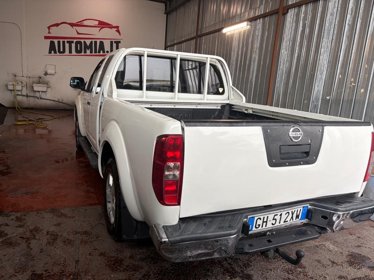 Nissan Navara 2.5 dCi 4 porte Double Cab LE