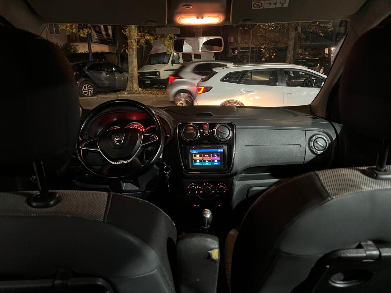 Dacia Lodgy Stepway 1.5 Blue dCi 8V 115CV 7 posti