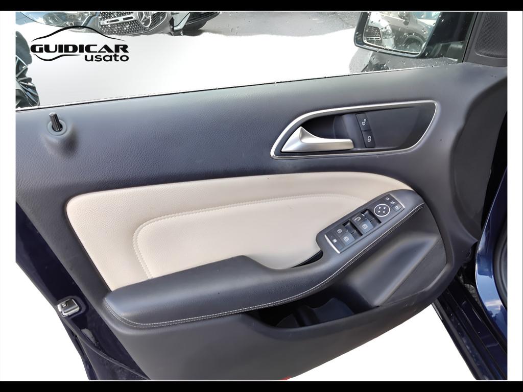 Mercedes-Benz Classe B - T246 - B 180 d (cdi) Sport auto