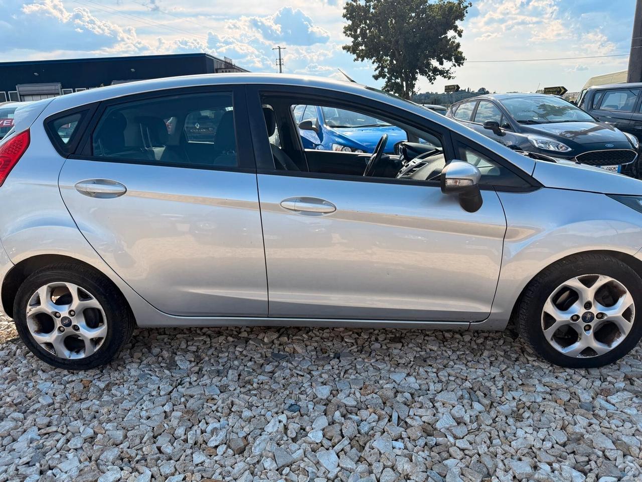 Ford Fiesta Ikon 1.4 5 porte Bz.- GPL