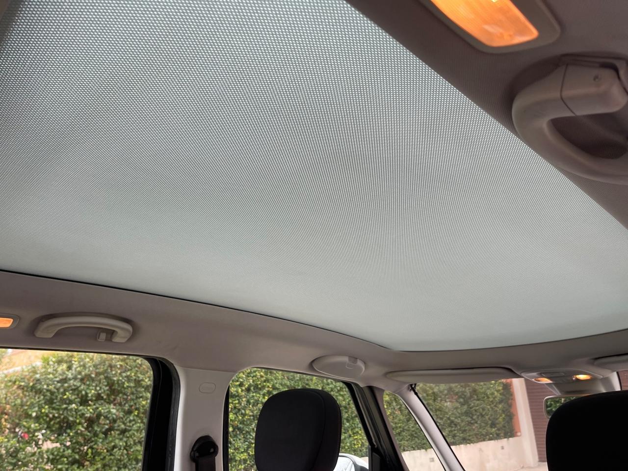 Fiat 500L 1.6 Multijet 120 CV (DOMMYcars)