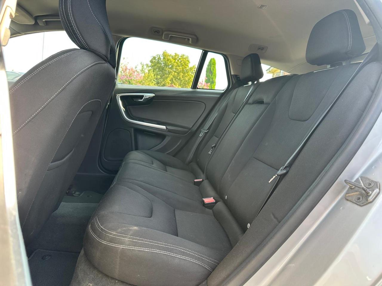 Volvo V60 2.0 d2 Business