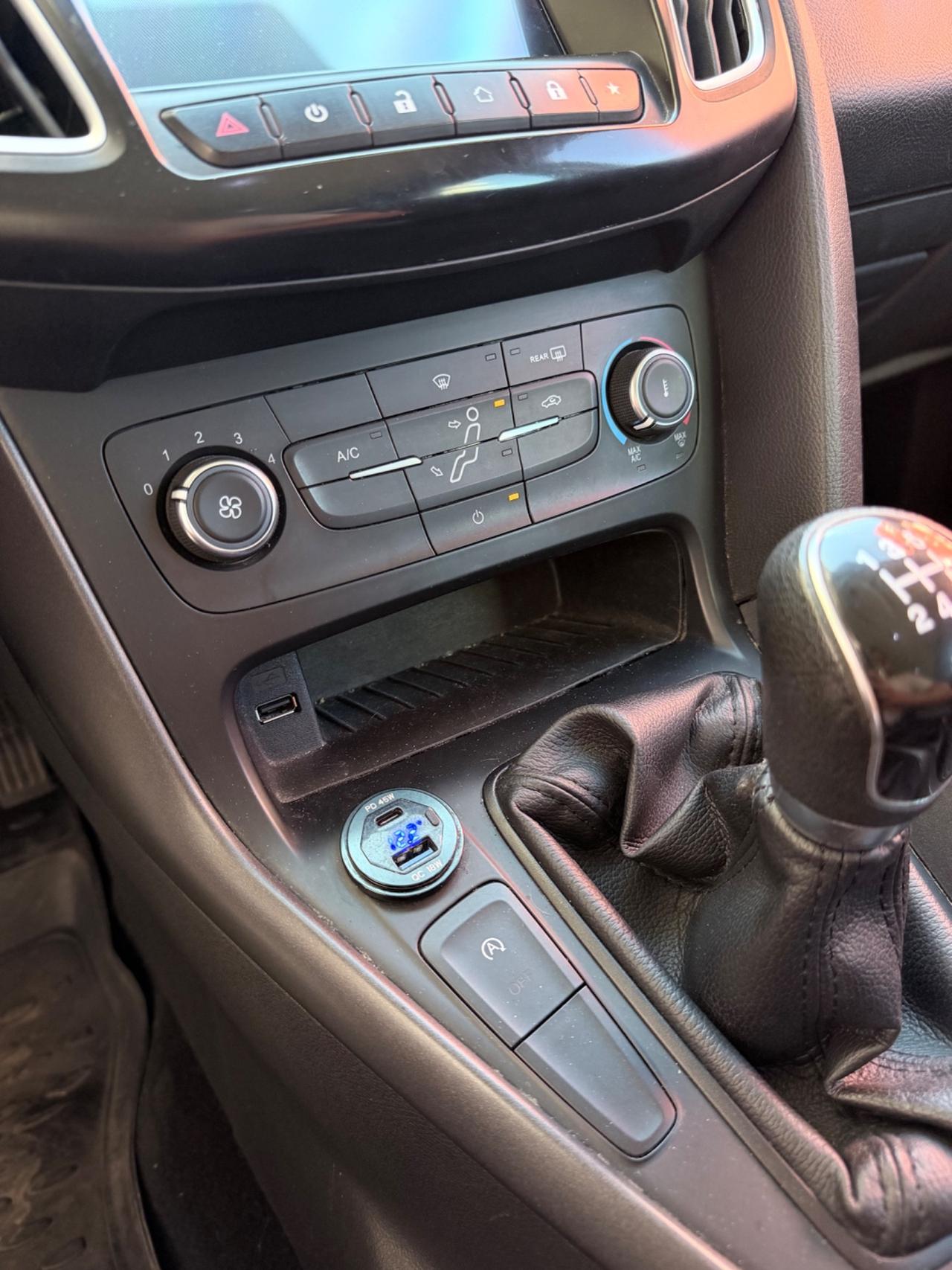 Ford Focus 1.0 EcoBoost 100 CV Start&Stop Business