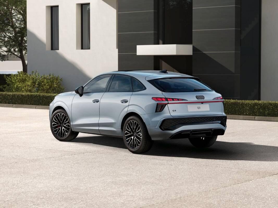 Audi Q3 Sportback 2.0 tdi S line edition 150cv s-tronic CONSEGNA FINE GIUNGO