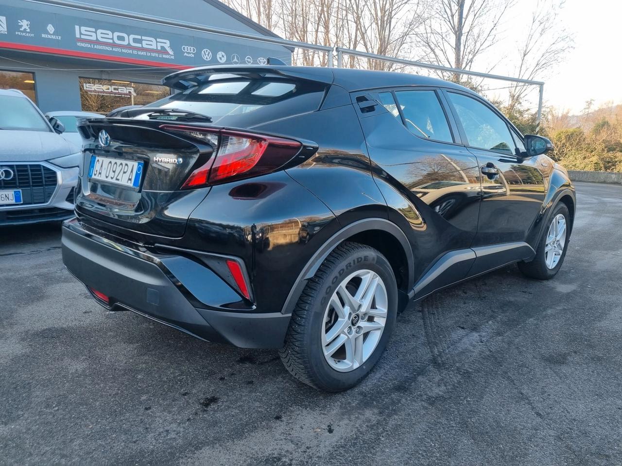 Toyota C-HR 1.8 Hybrid E-CVT Business