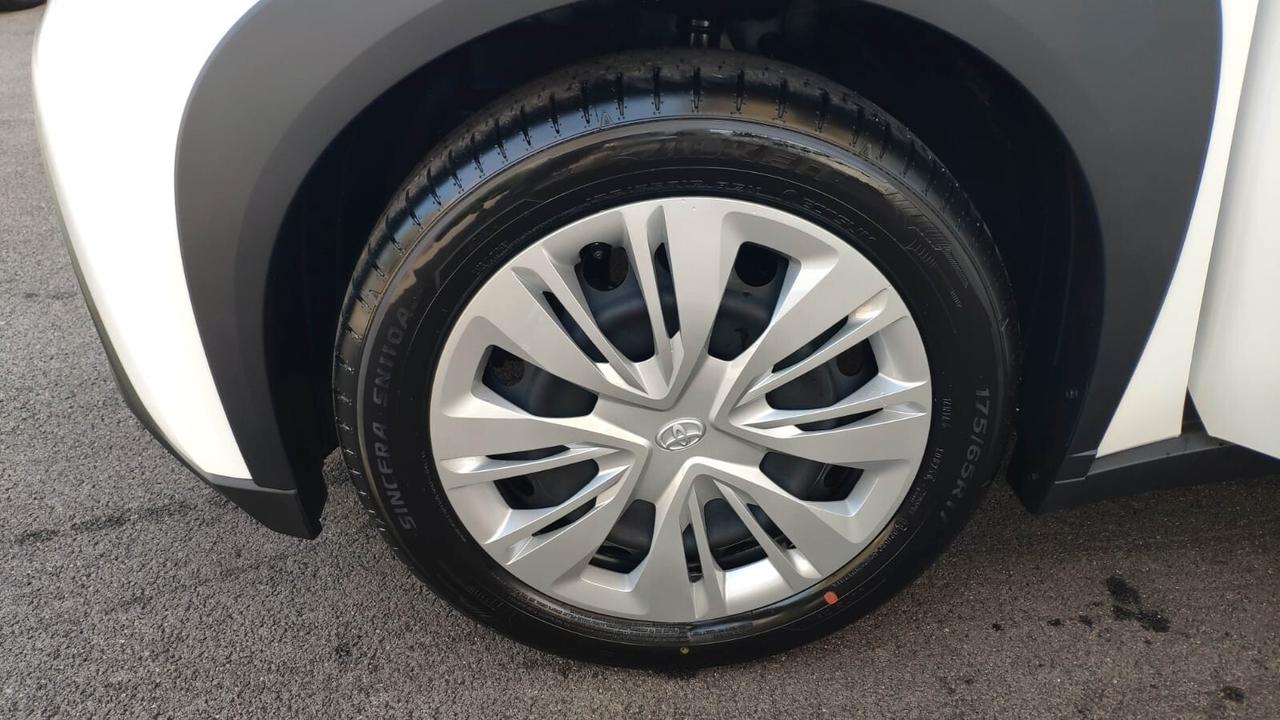 Toyota Aygo X 1.0 VVT-i 72 CV 5 porte KM 0