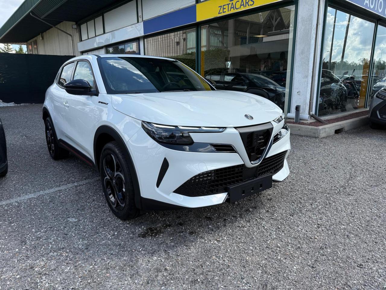 Alfa Romeo Junior 1.2 ibrida Speciale 145cv edct6