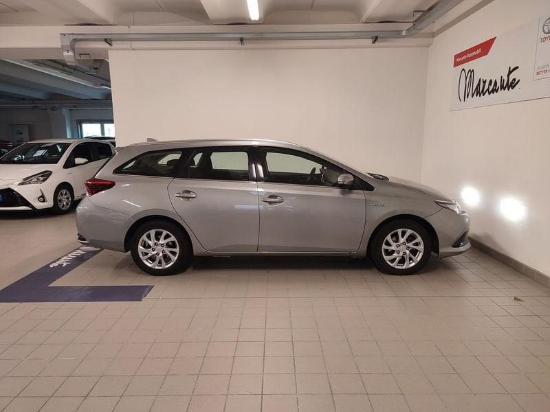 Toyota Auris Touring Sports 1.8 Hybrid Active