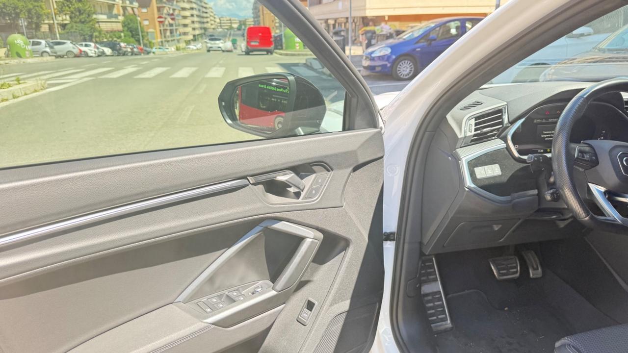 Audi Q3 SPB 35 TDI S tronic line edition MATRIX PDC PELLE VOLANTE TRE RAZZE CERCHI 20 NAVI KAMERA