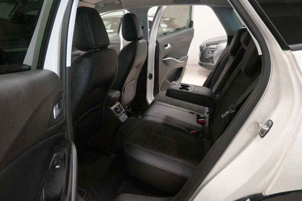 Opel Grandland 1.5 DIESEL ECOTEC 131CV AUT. GS ( FARI LED - TELECAMERA POST. PDC NAVI CERCHI 19 )